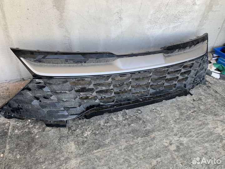 Решетка радиатора kia sportage 5 NQ