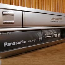 VHS DVD комбо рекордер Panasonic NV-VP31