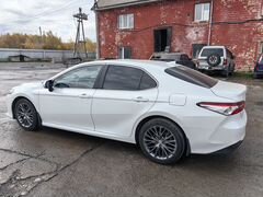 Toyota Camry 2.5 AT, 2021, 65 000 км