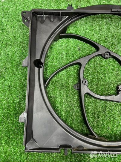 Диффузор вентилятора радиатора