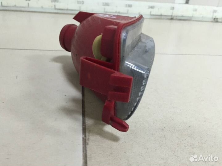 Фонарь задний в бампер правый Citroen C4 2005-2011