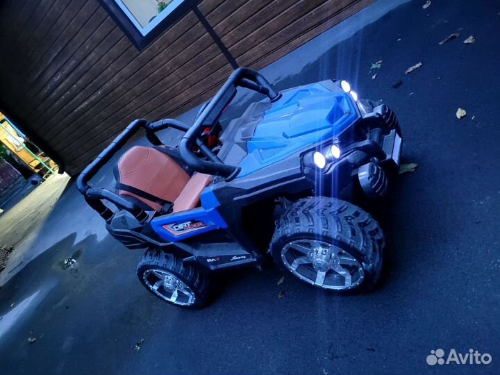 Детский электромобиль джип