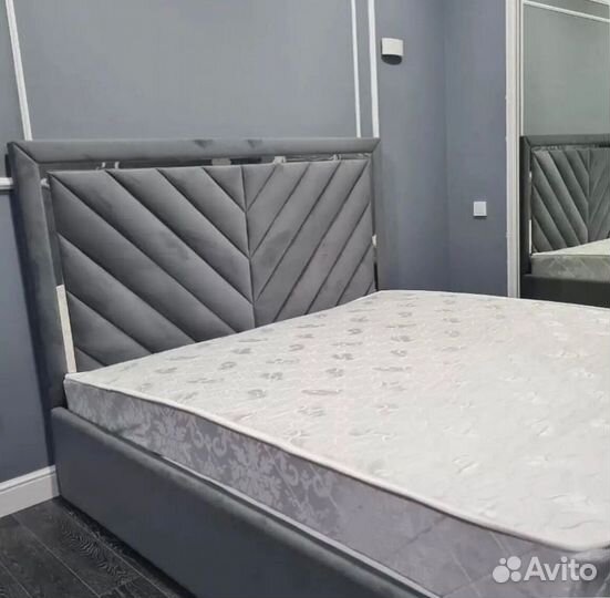 Кровать двухспальная на заказ