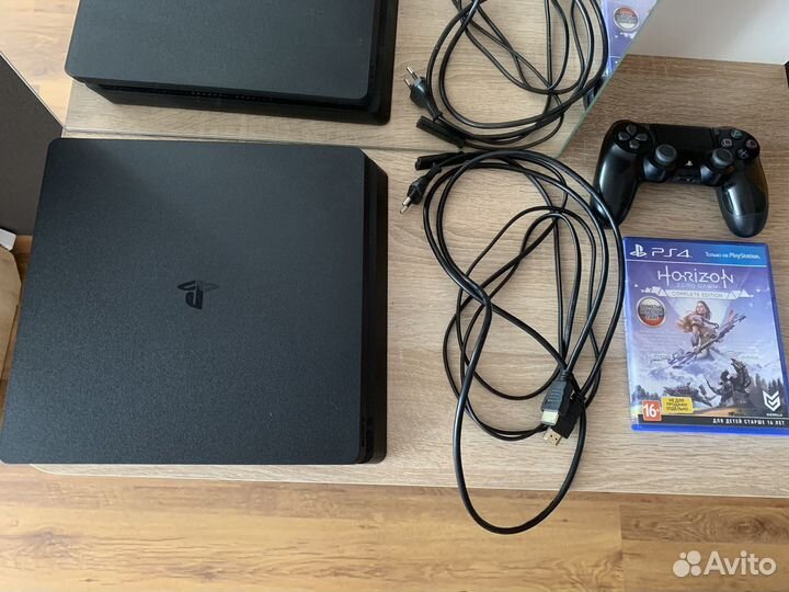 Sony PS4 slim 1tb