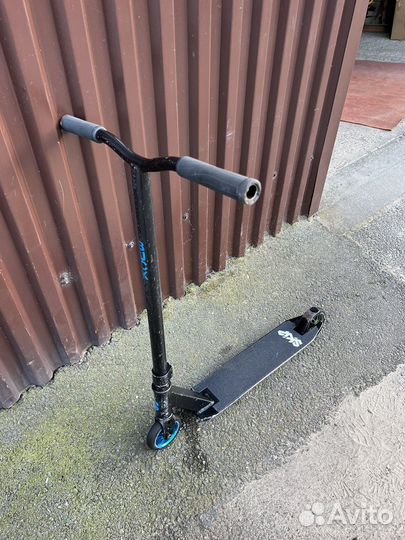 Трюковой самокат