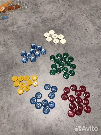 Пуговицы