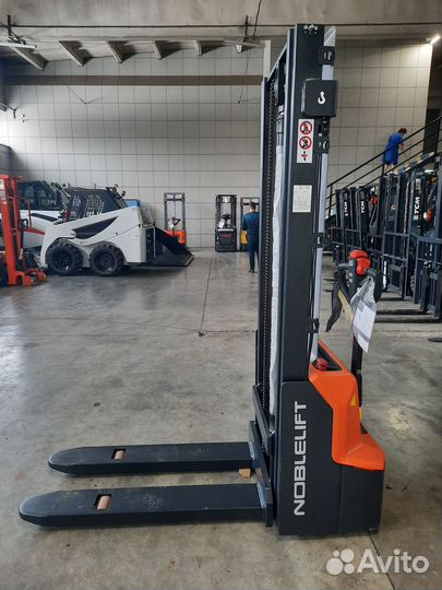 Штабелер (ричтрак) Noblelift PSE12N, 2023