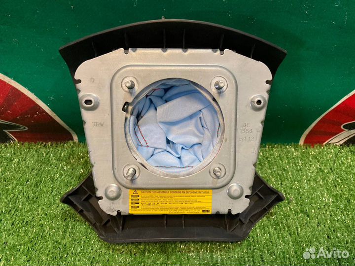 Подушка AirBag водителя Toyota Avensis AZT251