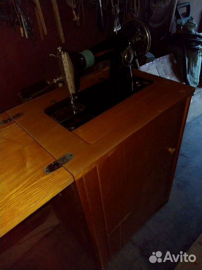 Швейная машина Подольск