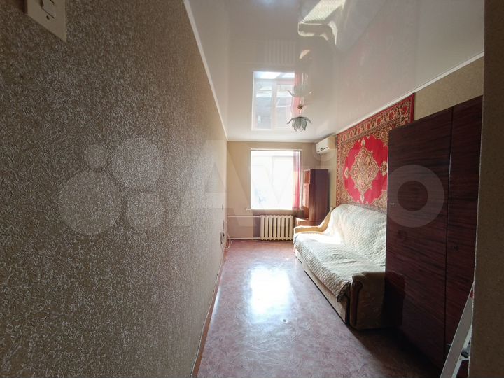 2-к. квартира, 43 м², 2/4 эт.