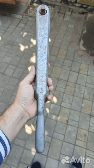 Динамометрический ключ бу