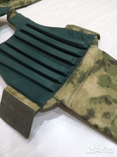 Бронежилет с свмпэ плитами