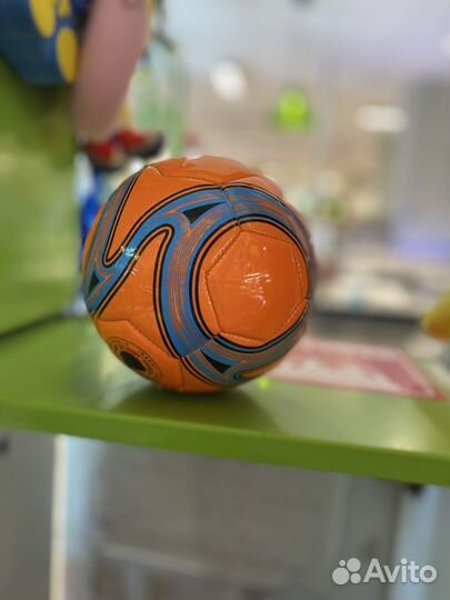 Мячи разные