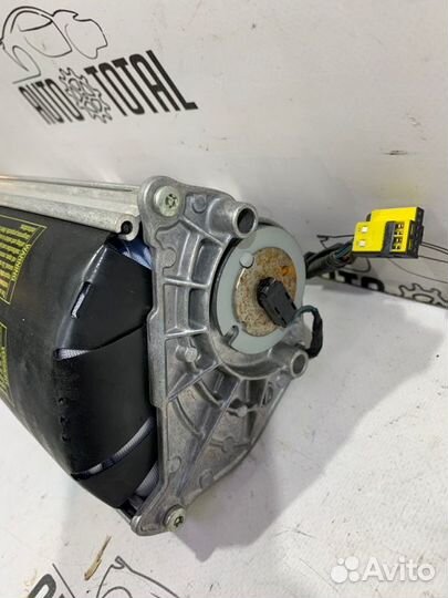 Подушка безопасности в торпедо Bmw 745 E65 N62B44