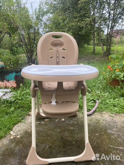 Отдам: коляска, манеж, стульчик для кормления