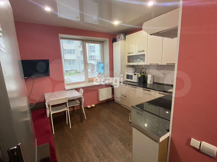 1-к. квартира, 42 м², 1/11 эт.