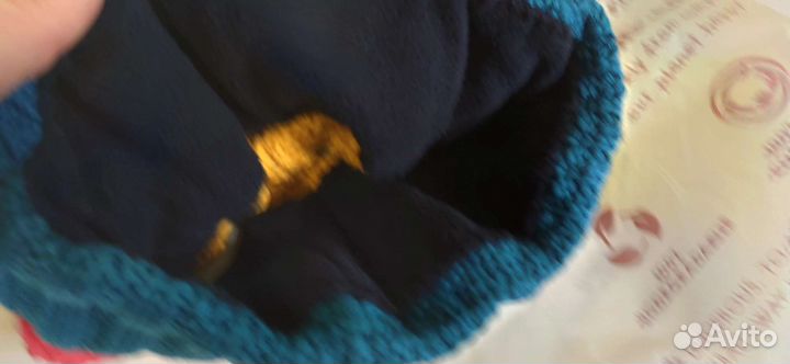 Шапка яркая, новая Англия 2-6 лет