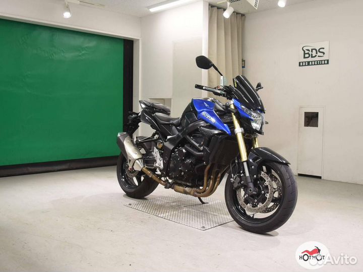 Suzuki GSR 750 2012г