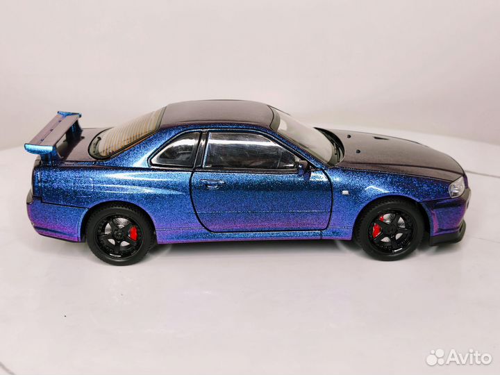 Модель автомобиля Nissan skyline металлическая