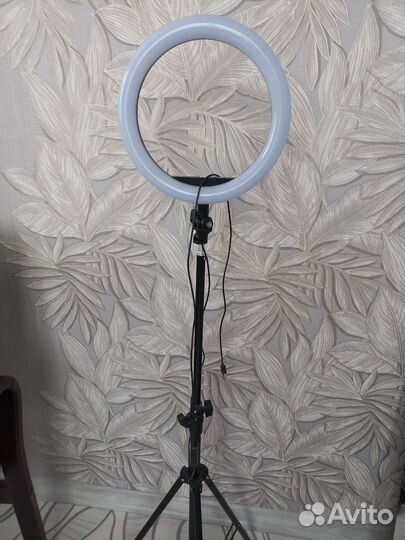 Кольцевая лампа 26 см