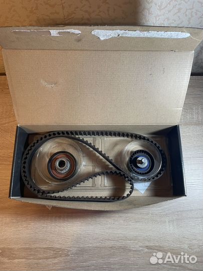 Комплект грм Gates с помпой двигатель ваз 21129