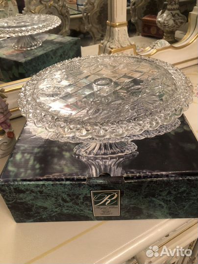 Подставка для торта