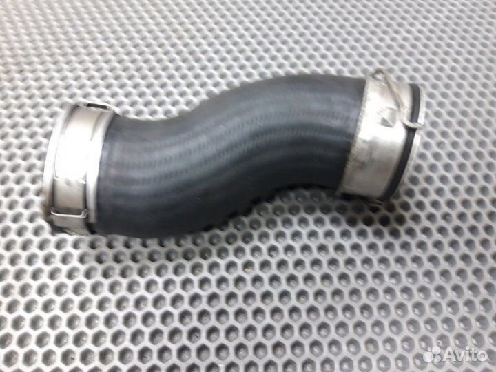 Патрубок впускной системы Audi Q7 4L 3.0 CRC 2014