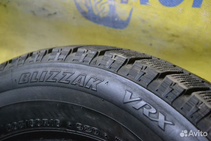 Bridgestone Blizzak VRX 205/60 R16