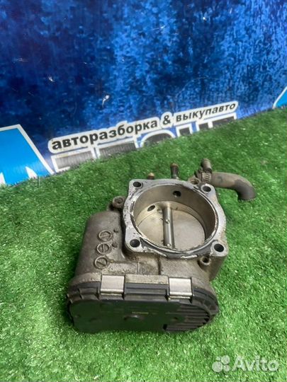 Дроссельная заслонка Volkswagen Passat B5 AQD 1999