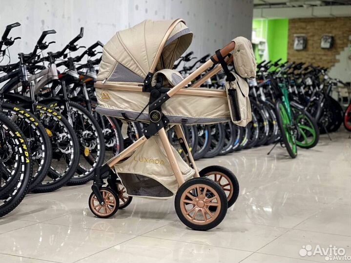 Коляска Luxmom V9 