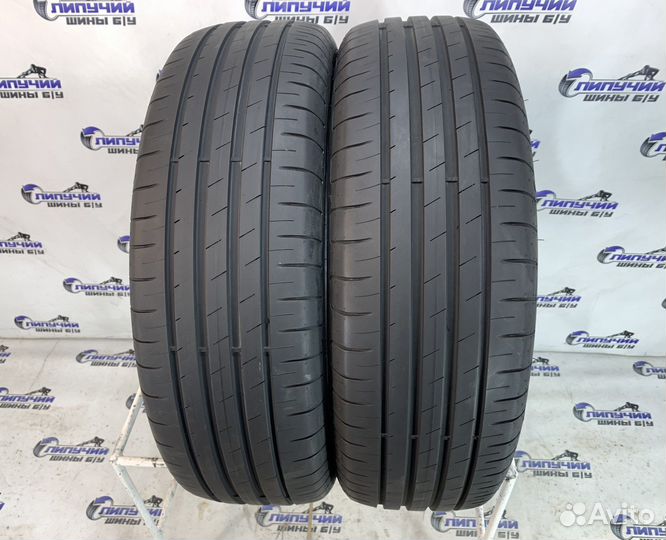 Goodyear EfficientGrip Performance 215/65 R17 99V