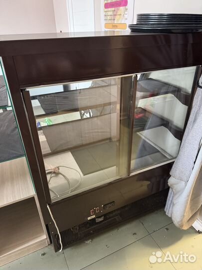 Витрина кондитерская Прага б/у