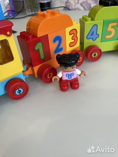 Паровоз с цифрами лего