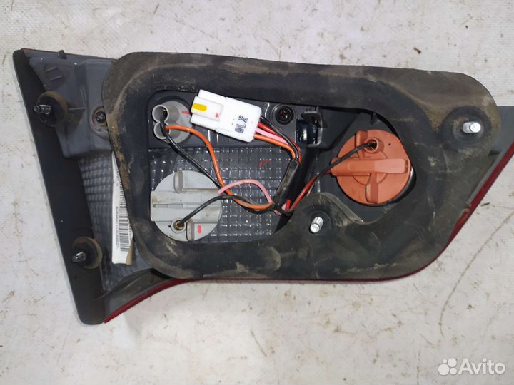 Фонарь задний правый Киа Рио 3