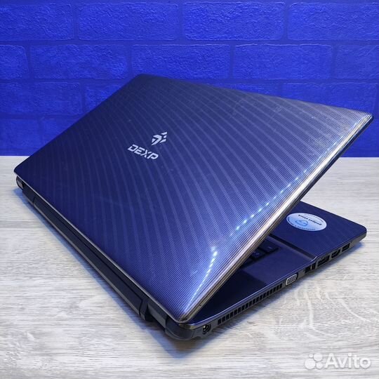 Ноутбук dexp W670SFQ