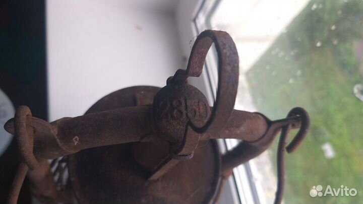 Продажа старой керосиновой лампы