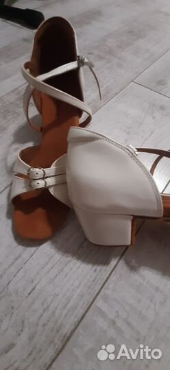 Туфли для бальных танцев