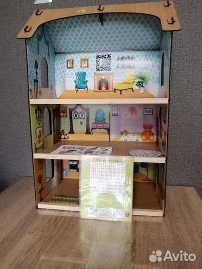 Домик кукольный большой