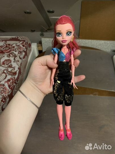 Кукла monster high