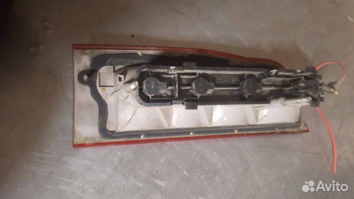 Фонарь задний правый Ford Transit 7 2008