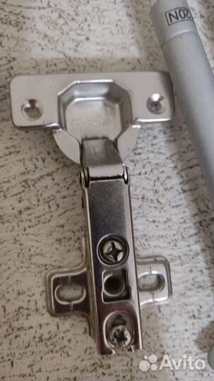 Мебельная фурнитура