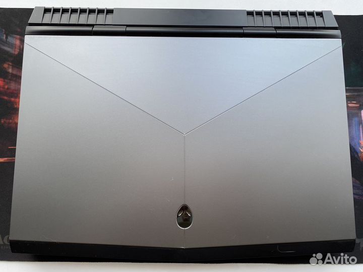 Alienware 17 R4 (Intel Core i7 2.8 ггц, GTX 1070)