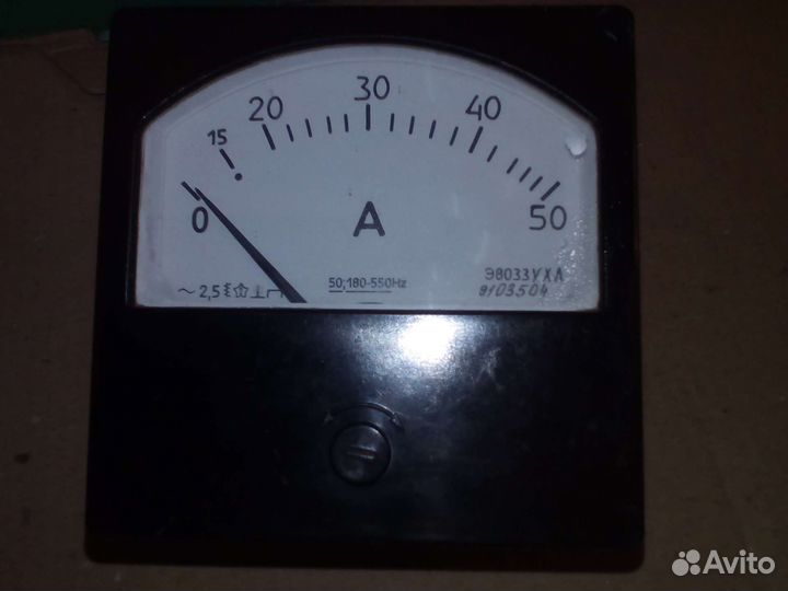 Вольтметры, амперметры, кнопки, выключатели