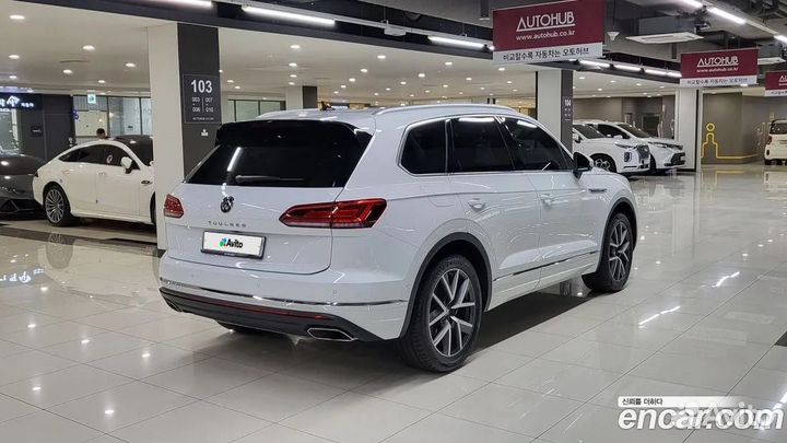 Volkswagen Touareg 3.0 AT, 2020, 30 000 км