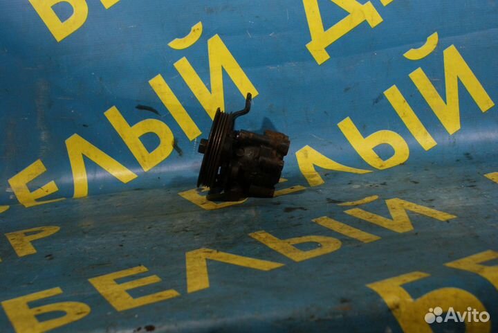 Насос гидроусилителя руля Nissan Maxima a32