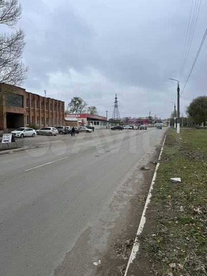Здание, 600 м²