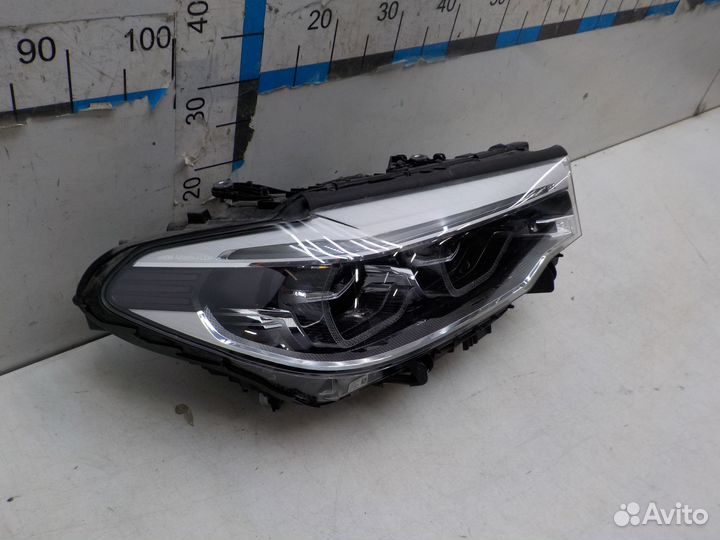 Б/У Б/У Фара правая BMW 5 G30 2017- 63118499122