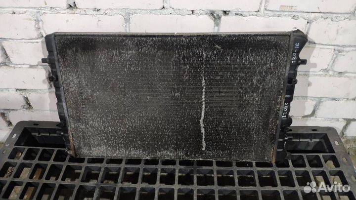 Радиатор основной от VW Golf IV/Bora 1997-2005