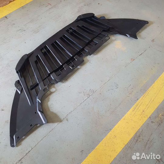 Пыльник бампера под оригинал Ford Focus 3