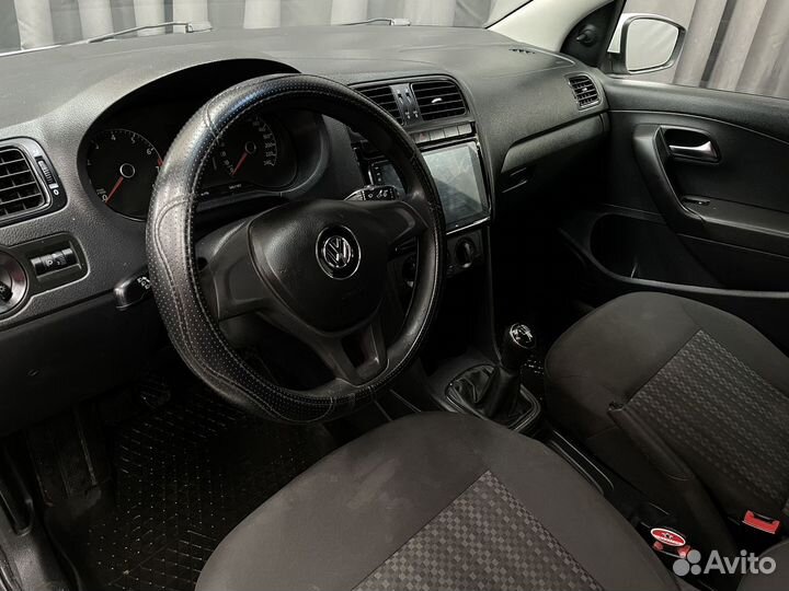 Volkswagen Polo 1.6 МТ, 2015, 232 000 км